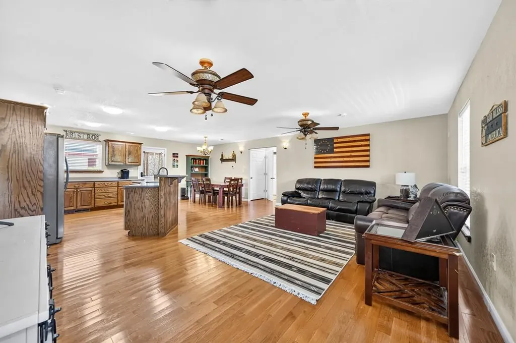 105 105 Foothills Road Pikeville TN 37367