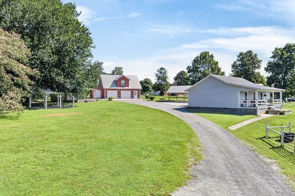 105 105 Foothills Road Pikeville TN 37367