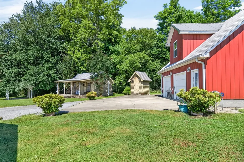 105 105 Foothills Road Pikeville TN 37367