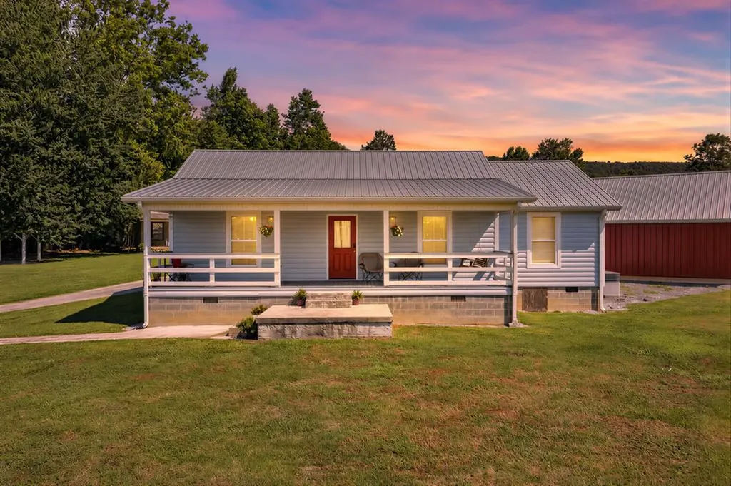 105 105 Foothills Road Pikeville TN 37367