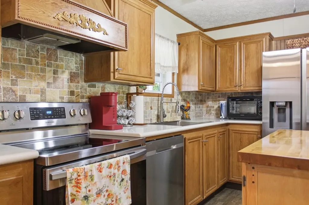 3300 Doyle Frazier Road Morrison TN 37357