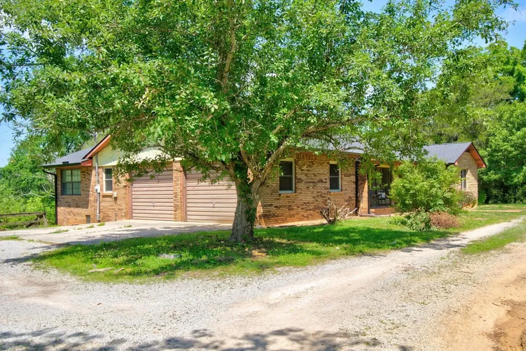 2584 Ditty Road Cookeville TN 38506