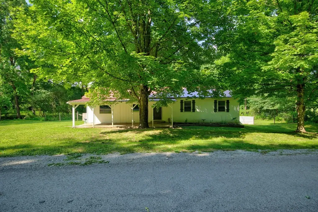 1642 Duncans Chapel Road Cookeville TN 38506-8216