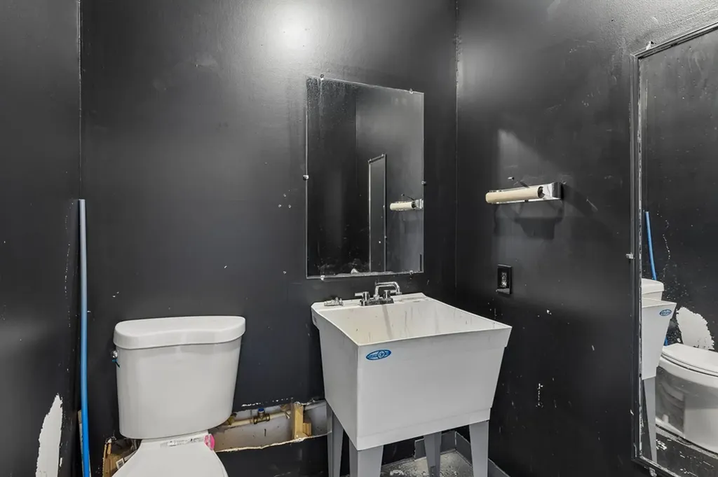 3205 Nashville Highway Smithville TN 37166