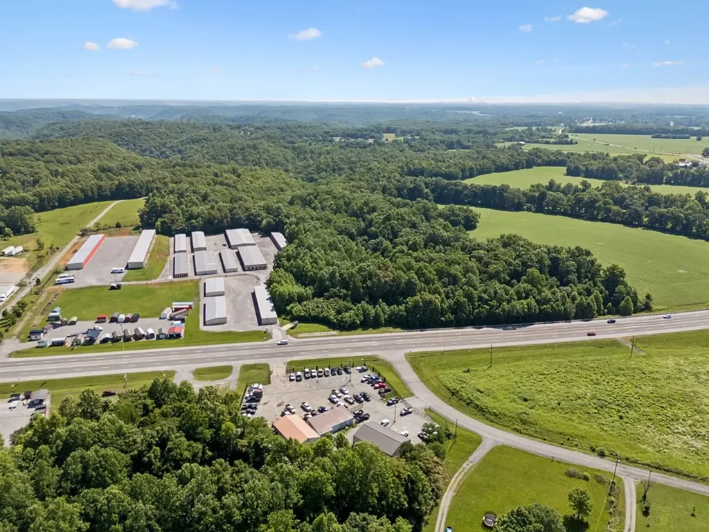 3205 Nashville Highway Smithville TN 37166
