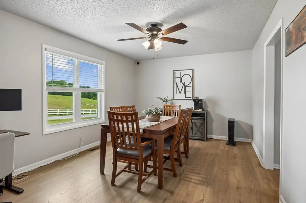 54 Hickman Highway Gordonsville TN 38563