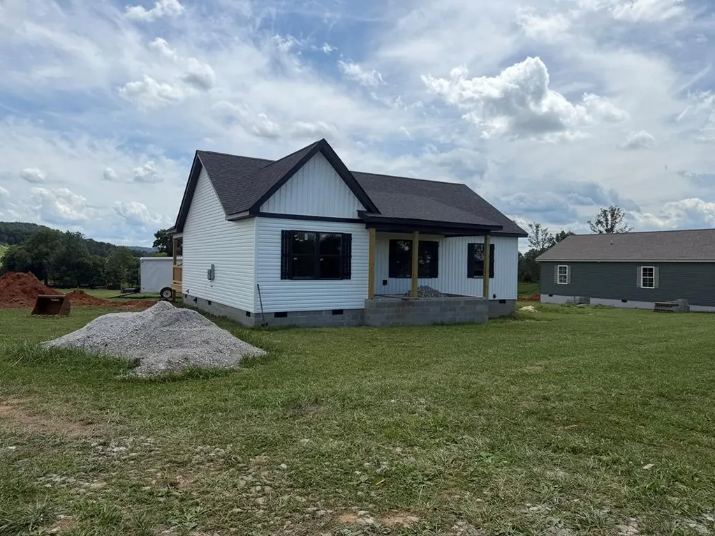 Sparta TN 38583