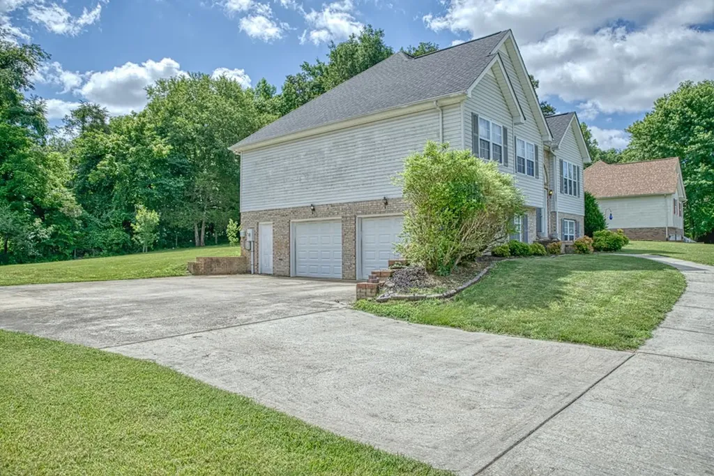 3643 Brookstone Drive Cookeville TN 38506