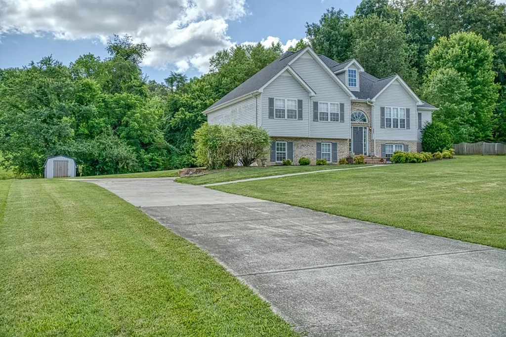 3643 Brookstone Drive Cookeville TN 38506
