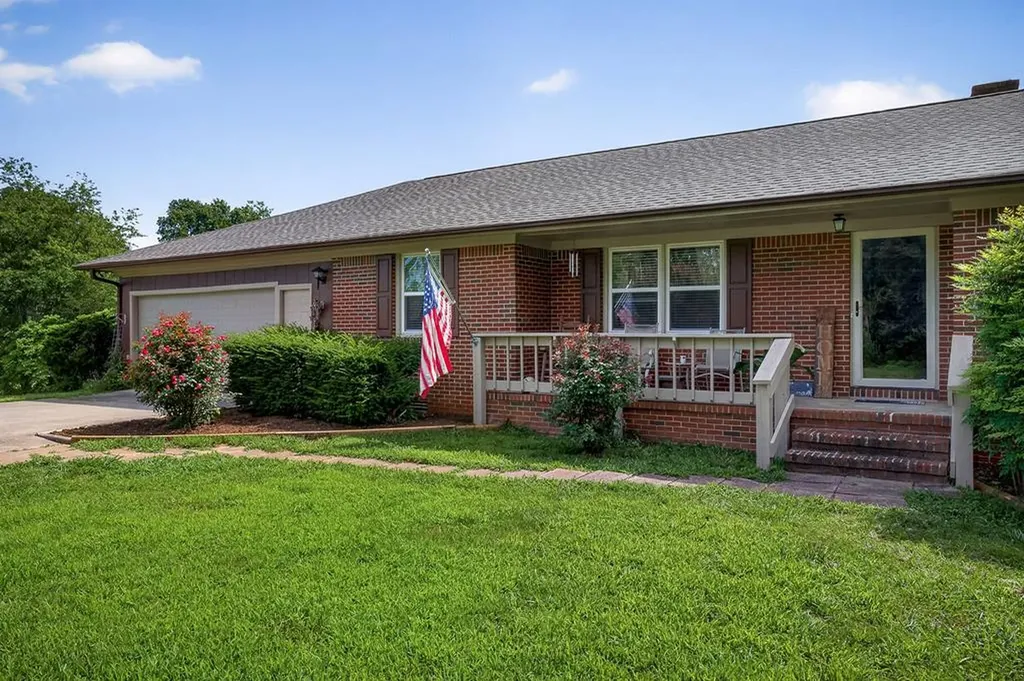 5400 Bunker Hill Road Cookeville TN 38501