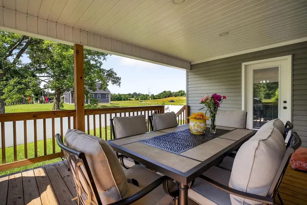 100 Reece Road Baxter TN 38544