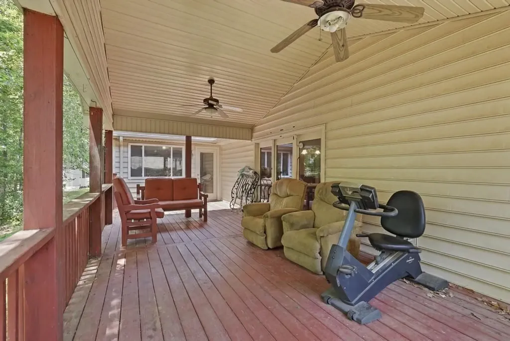 624 Lakeview Drive Crossville TN 38558