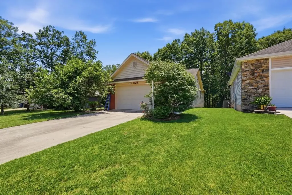 624 Lakeview Drive Crossville TN 38558