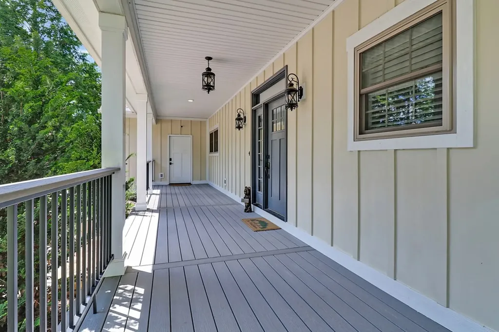 292 Crouch Branch Road Allardt TN 38504