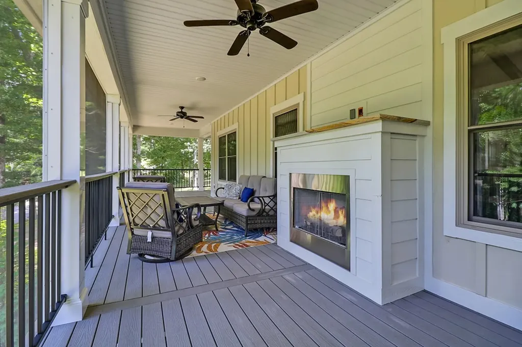 292 Crouch Branch Road Allardt TN 38504