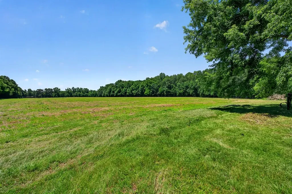 389 Lowery Road Smithville TN 37166