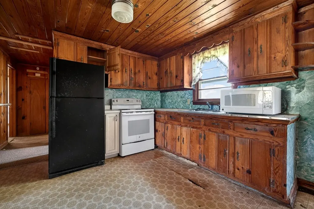 389 Lowery Road Smithville TN 37166