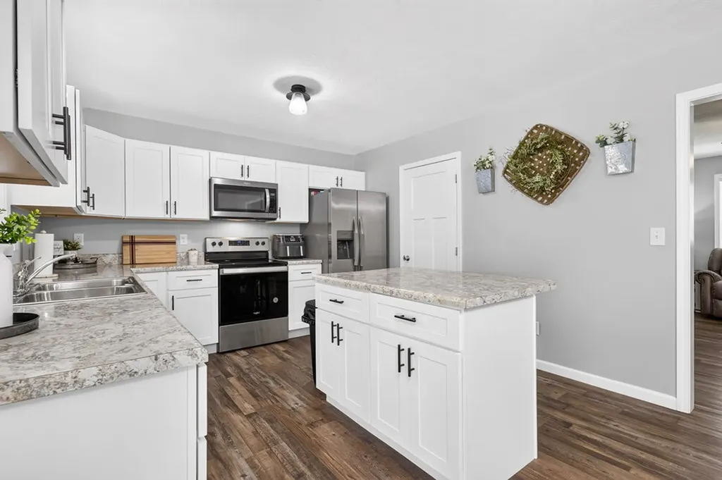 225 Peach Street Baxter TN 38544