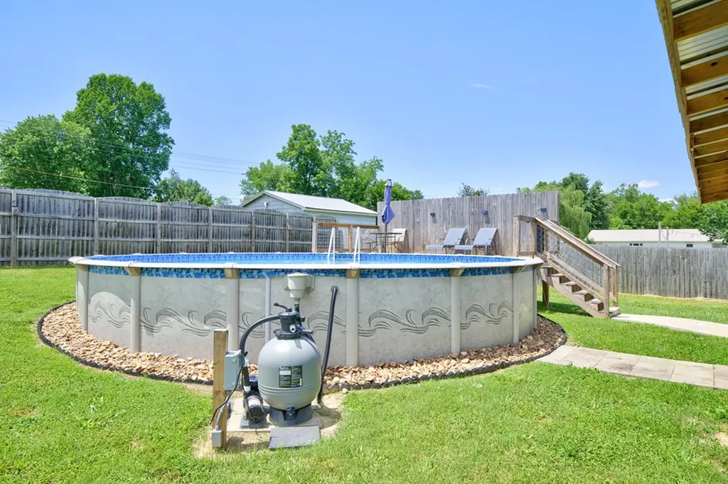 225 Peach Street Baxter TN 38544
