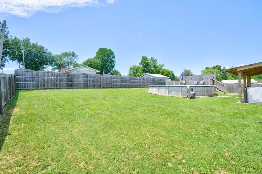 225 Peach Street Baxter TN 38544