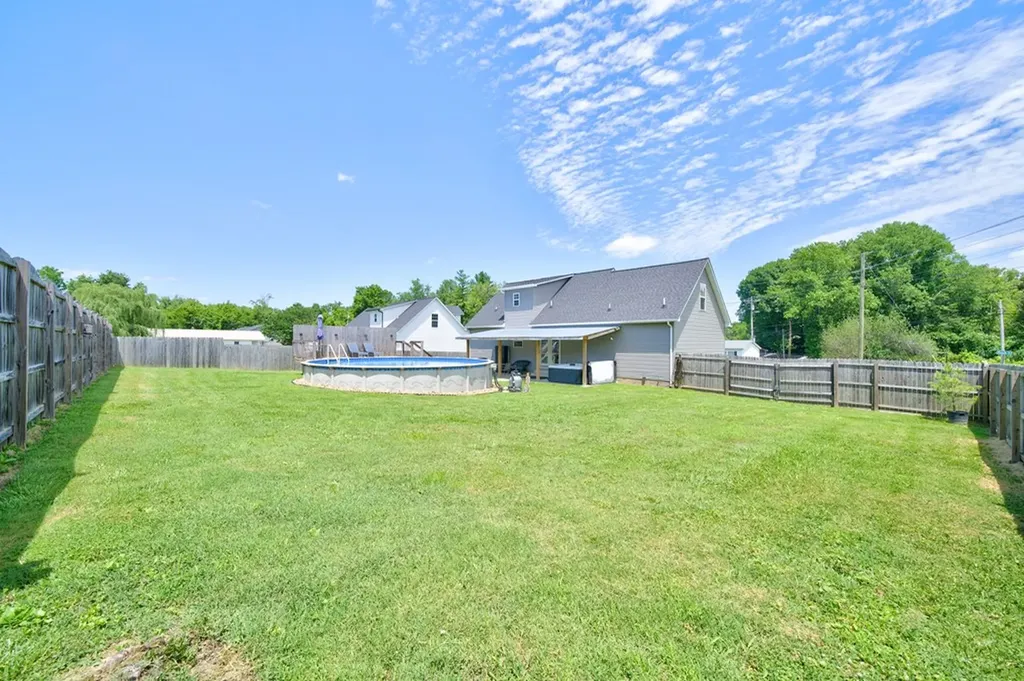 225 Peach Street Baxter TN 38544