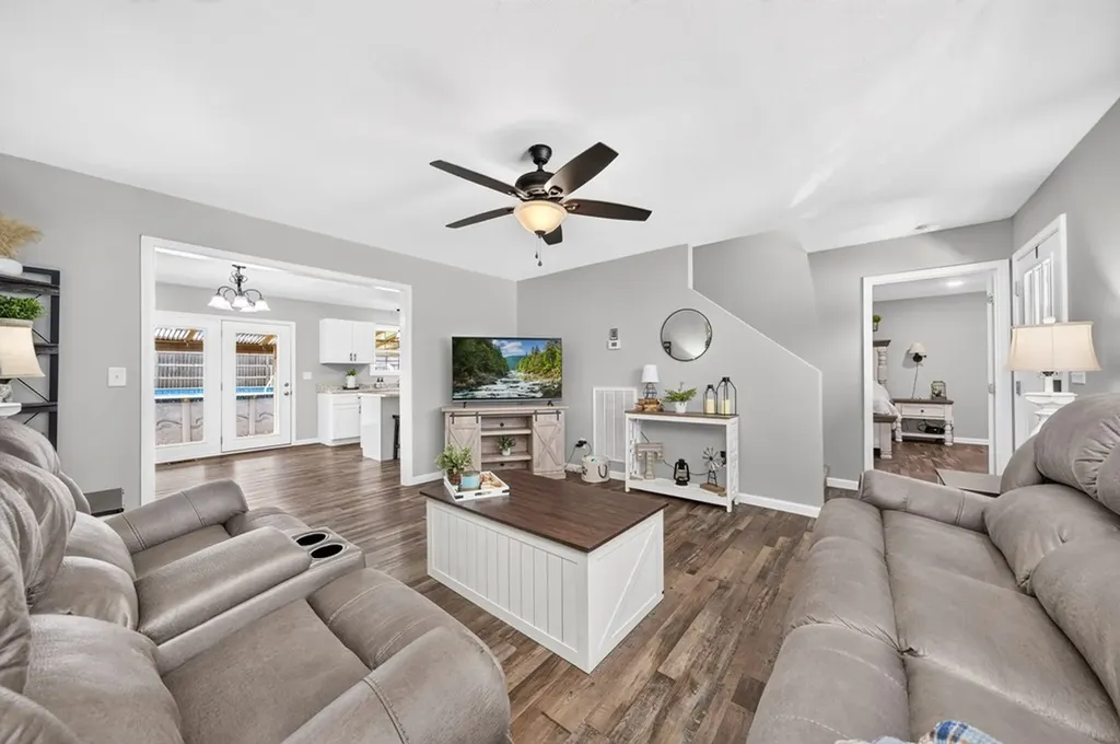 225 Peach Street Baxter TN 38544