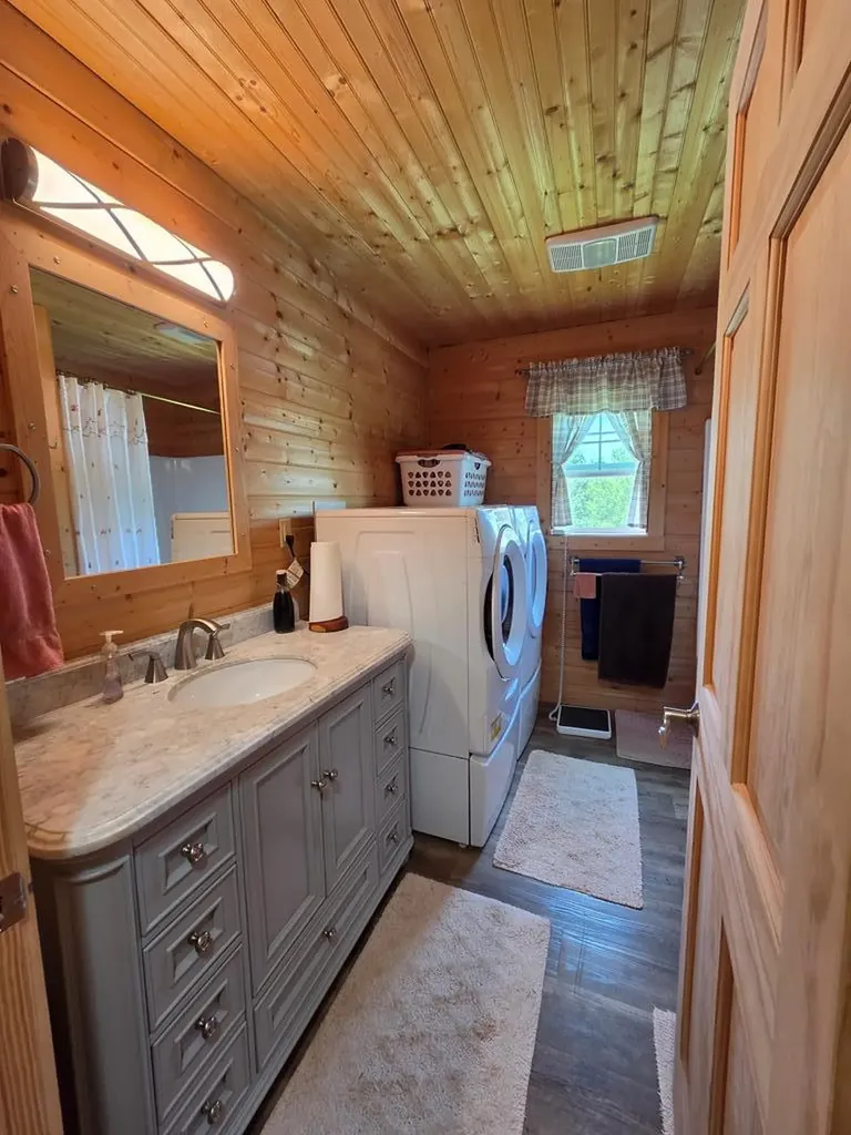 1302 Cummingsville & Sparkmantown Road Doyle TN 38559