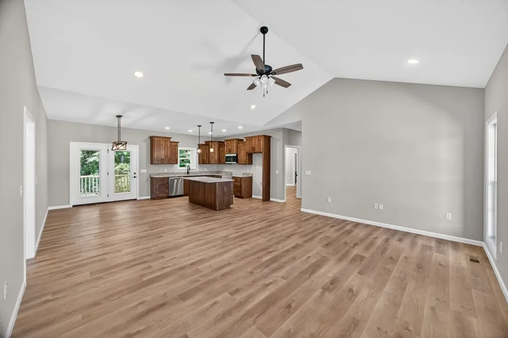 6700 Parwood Drive Baxter TN 38544