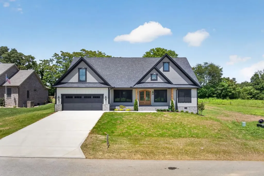 7003 Honeysuckle Trail Baxter TN 38544