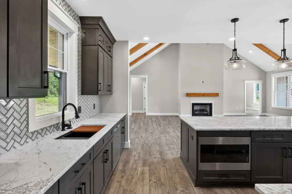 7003 Honeysuckle Trail Baxter TN 38544
