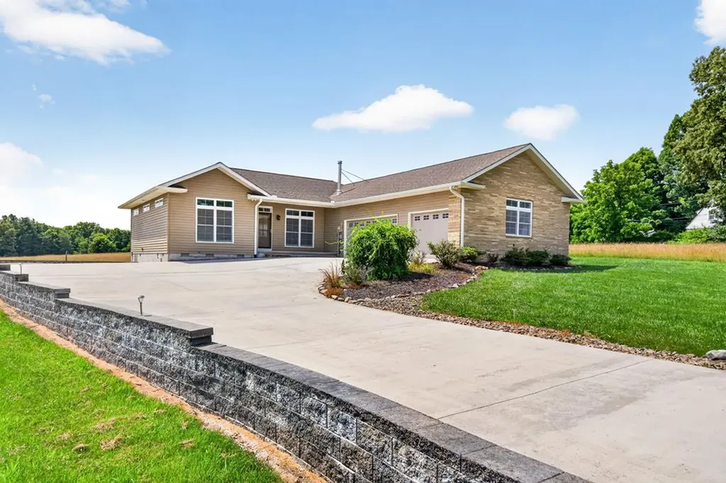 1432 Sawmill Road Crossville TN 38555