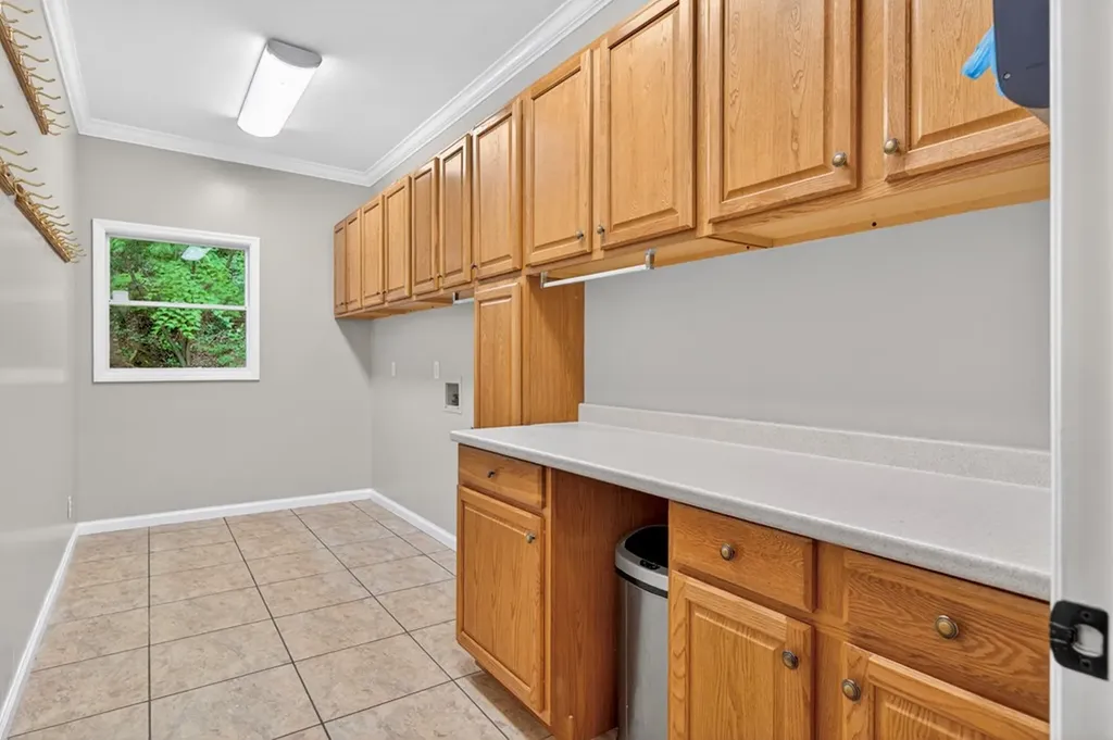 1515 Little John Lane Cookeville TN 38501