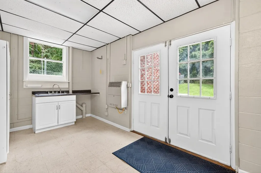 1515 Little John Lane Cookeville TN 38501