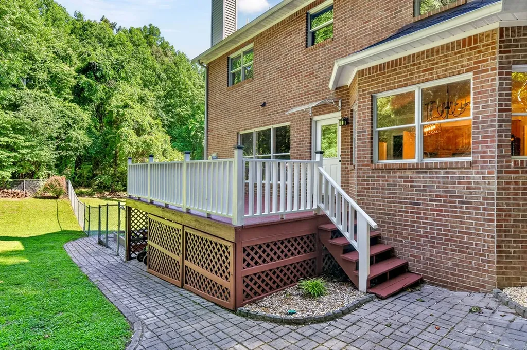 1515 Little John Lane Cookeville TN 38501