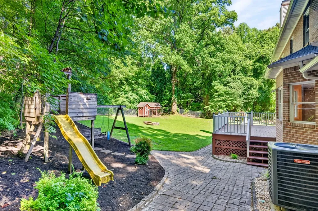 1515 Little John Lane Cookeville TN 38501