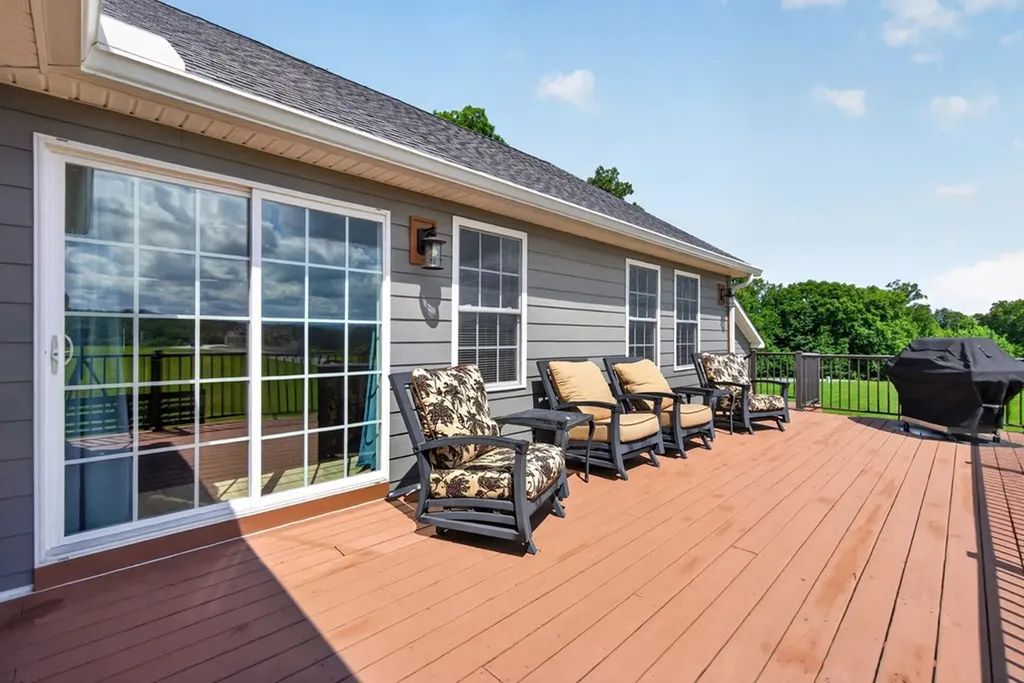830 Meadowlark Byrdstown TN 38549