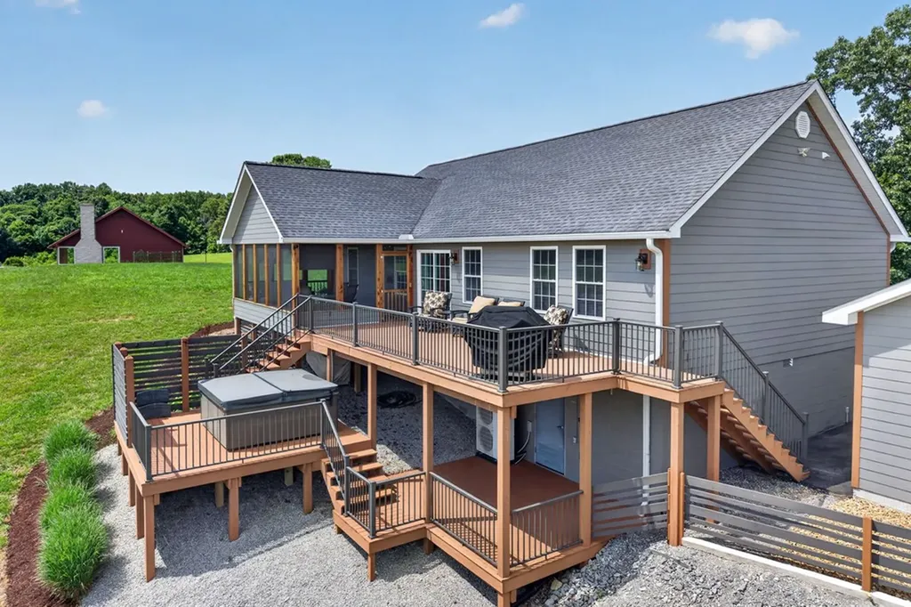 830 Meadowlark Byrdstown TN 38549