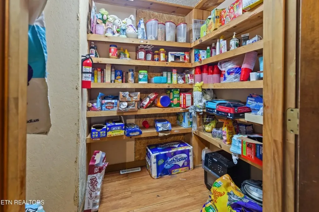 1036 Dye Road Clarkrange TN 38553-5169