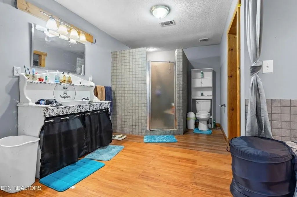 1036 Dye Road Clarkrange TN 38553-5169