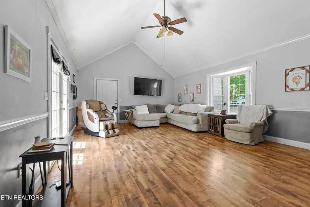 1036 Dye Road Clarkrange TN 38553-5169