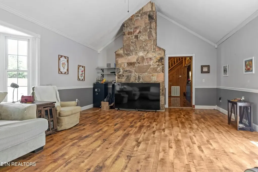 1036 Dye Road Clarkrange TN 38553-5169