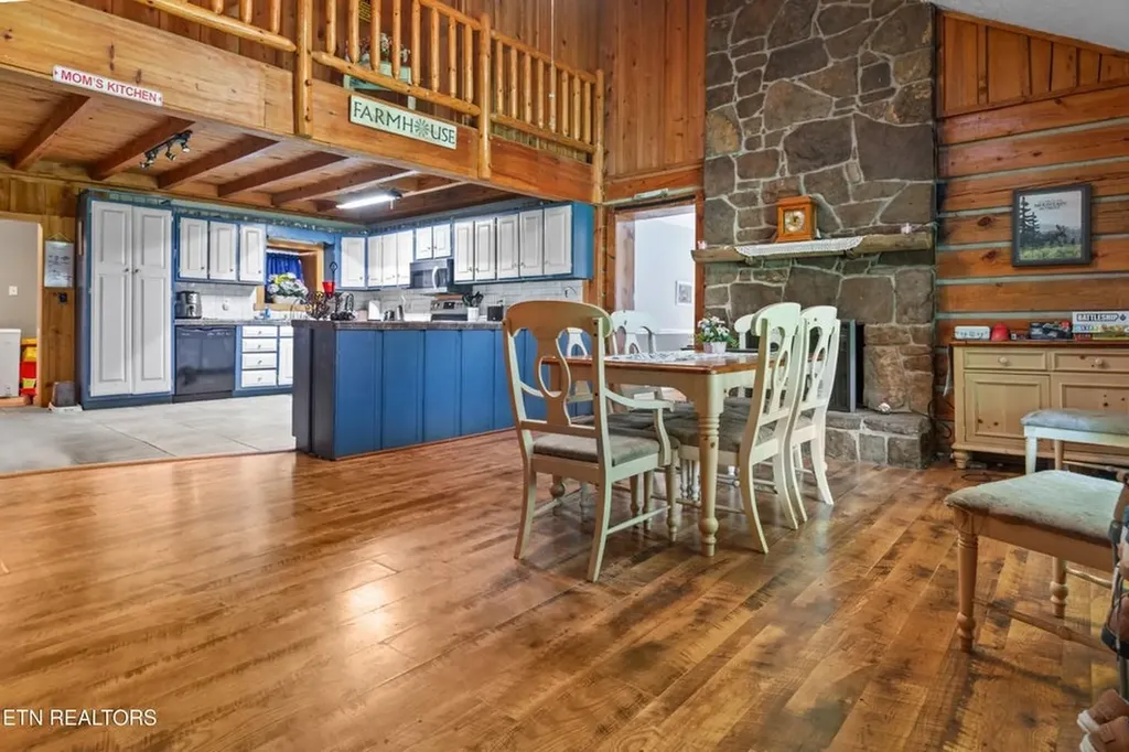 1036 Dye Road Clarkrange TN 38553-5169