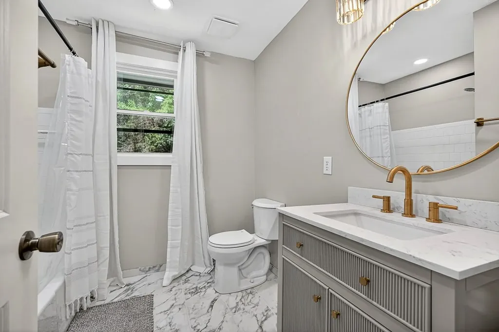 241 Nautilus Point Silver Point TN 38582