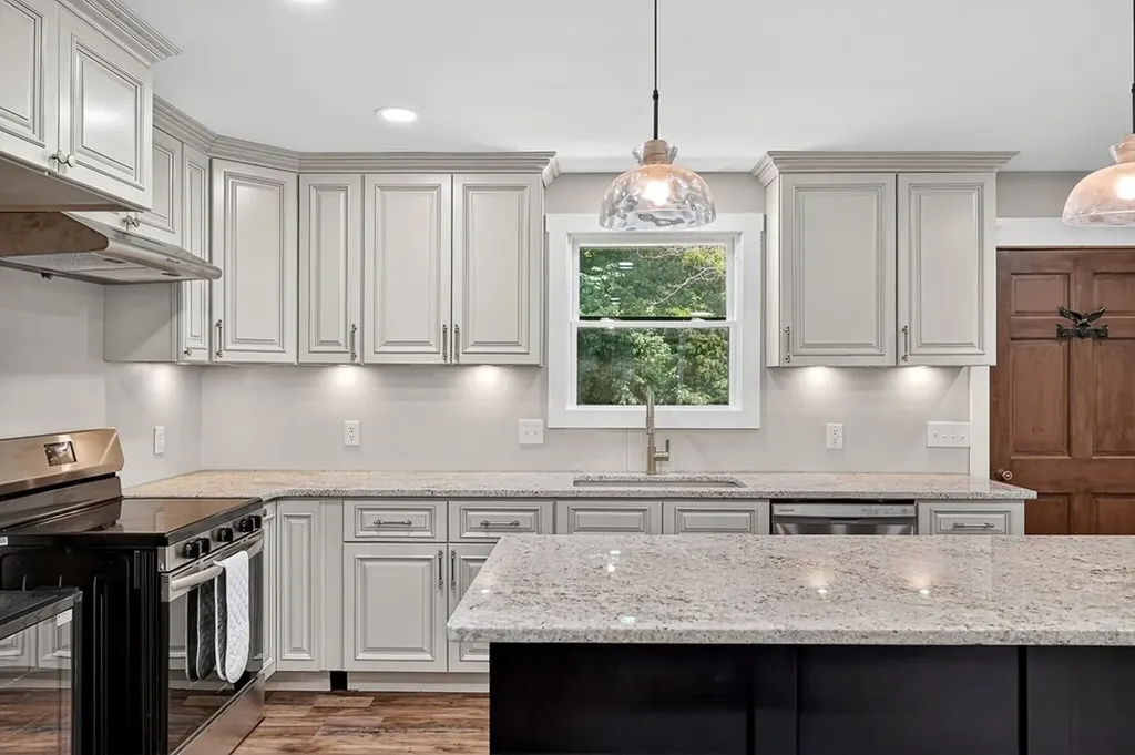 241 Nautilus Point Silver Point TN 38582