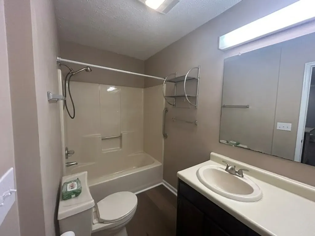 391 Moytoy Crab Orchard TN 37723