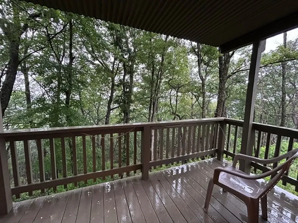 391 Moytoy Crab Orchard TN 37723