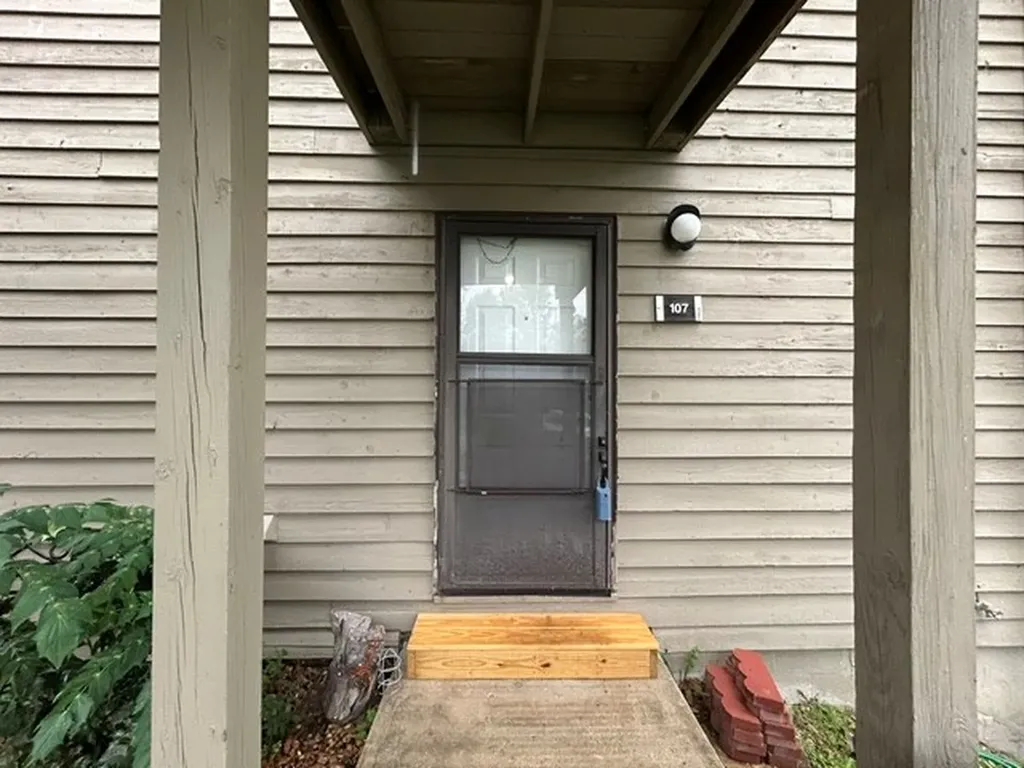 391 Moytoy Crab Orchard TN 37723