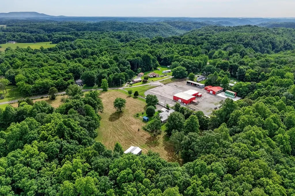 744 King Ridge Road Dowelltown TN 37059