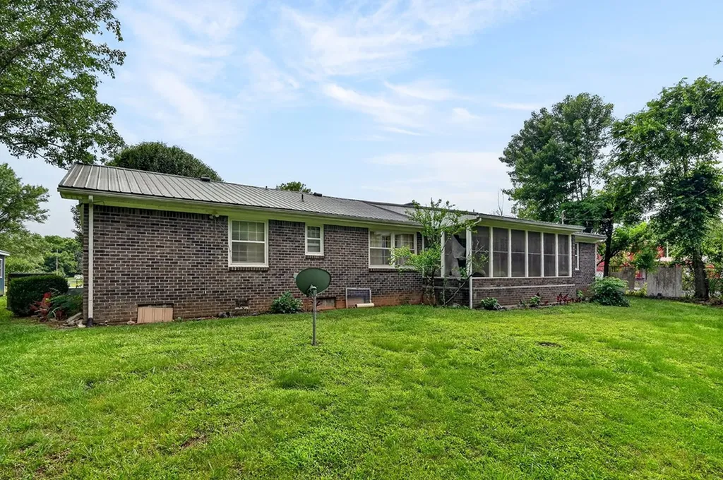 744 King Ridge Road Dowelltown TN 37059
