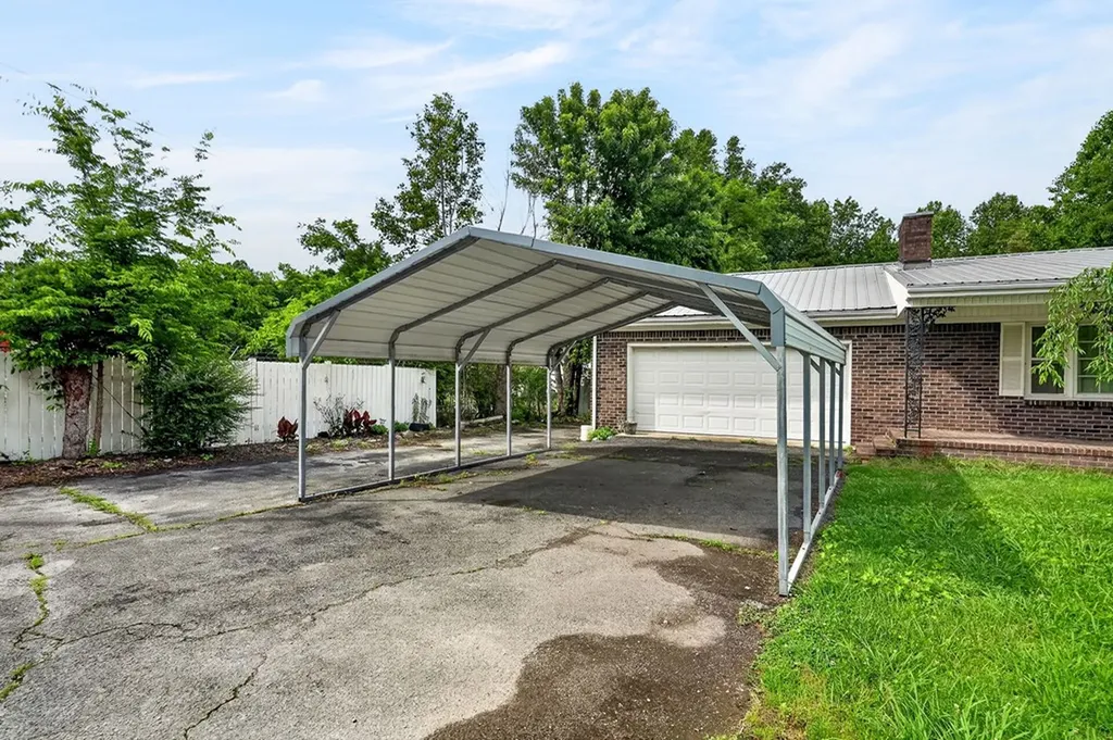 744 King Ridge Road Dowelltown TN 37059